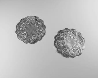 4" Silver Doilies - 25 doilies