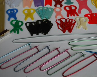 Set Knitting Stitch Holders & Cable Needles - Vintage Stitch Holders