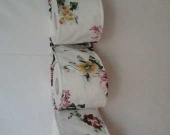 Toilet paper holder