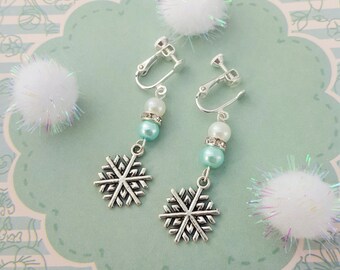 Snowflake Clip On Earrings, Childrens Earrings, Kids Jewellery, Pretty Jewelry, Children's Fashion, Blue Earrings, Snowflake Charm, Sparkly