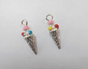 2 charms red enameled glass 25 x 8 mm