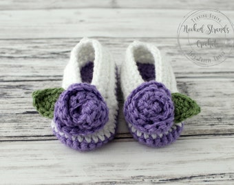 Crochet baby shoes, Flower Baby booties, Flower slippers, Newborn shoes, 0 to 12 months, Baby slip ons, Soft sole shoes, Purple slippers
