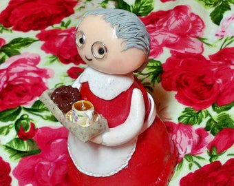 Custom Polymer clay grandmother cake topper/ home decoration