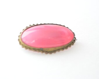 Vintage Pink Swirl Lucite Brass Brooch Pin