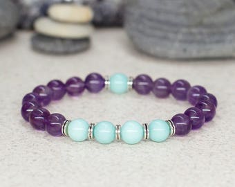 Amethyst bracelet Mala bracelet Healing crystal jewelry Fertility bracelet Birthday gift for grandma gift for mom gift for sister gift wife