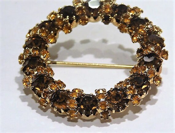 WEISS Rhinestone Brooch / DeLizza Elster / Juliana
