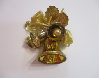 Vintage Christmas Corsage-Boutonniere-Pin-Original Box