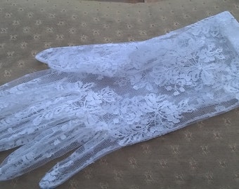 White net ladies gloves