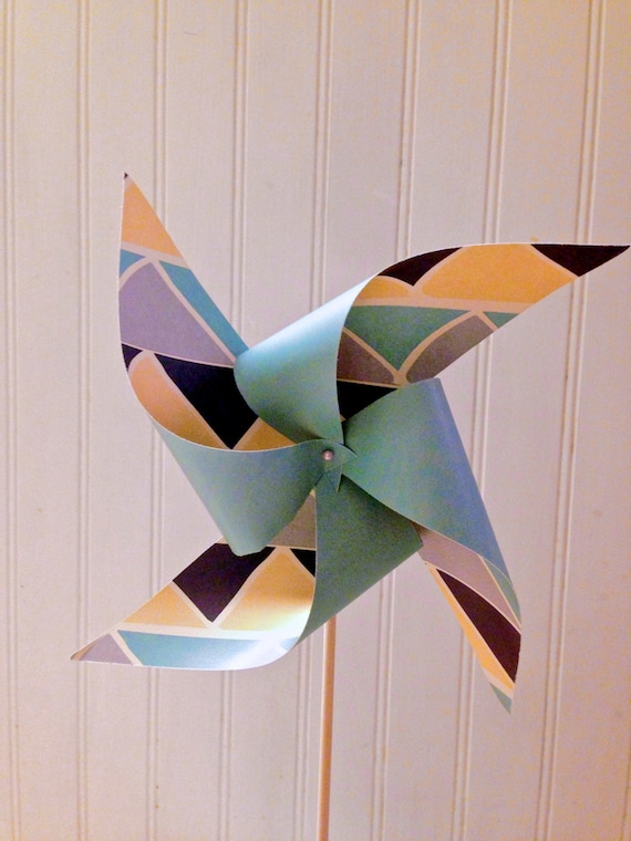 8 Custom Geometric Pinwheels