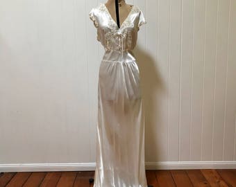 1950s Satin & Lace Peignoir - Ivory