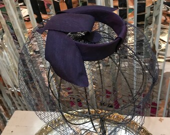 Vintage Navy Blue Fascinator Hat Ring with Birdcage Veil Netting