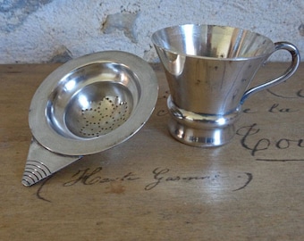 Hallmarked French silver tea strainer and cup / drip catcher