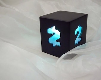 Handmade Decorative Lamp - Payday 2 cube lamp (small sign)-gamer Christmas - ManCave - Gift for Him - Gift for Her - Table Lamp-Gamer gift