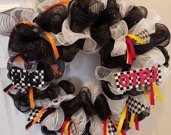 Black and white Racing mesh wreath