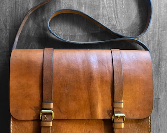 The Briefcase messenger bag