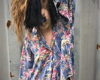Vintage 80's / 90's light blue striped / floral long sleeved button-down shirt...