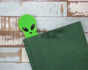 Alien Bookmark