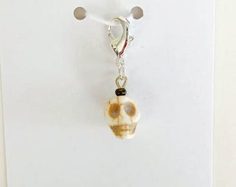 Skull Progress Keeper, Knitting Marker, Crochet Stitch Marker, Removable Stitch marker, Zipper Pull for your Project Bag