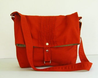 Sale - Canvas Bag in Burnt Orange - Messenger / Diaper bag / Crossbody bag / Tote / Handbag / Shoulder bag / Women / Purse - FIONA