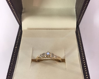 Vintage 9ct Yellow Gold Diamond Ring Size M