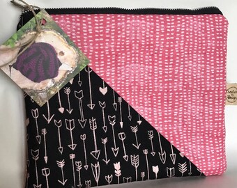 Medium Makeup Bag/ Cosmetic Bag/ Toiletry Bag/ Art Bag/ Zipper Pouch/ Fully Lined/ Stocking stuffer/ Pencil Case