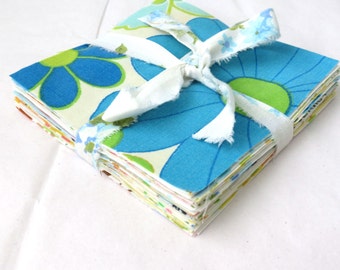 40 Vintage Sheet Charm Pack - 5" x 5" Fabric Squares