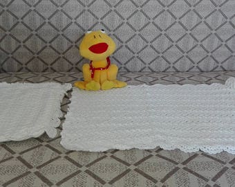 Hand knitted coverlet and pillow BL201