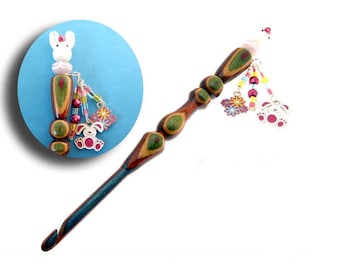 Handmade Wood Crochet Hook Easter Bunny size I