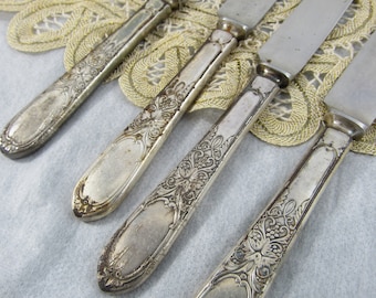 Vintage Silverplate Knives Set of 4 Flatware Serving Tabletop Replacements Cottage Chic Cutlery Antique Silver Plate Knives Wm Rogers Silver