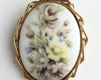 Vintage Floral Ceramic Brooch
