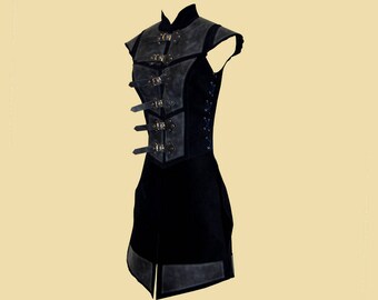 Reinforced tabbard for women made of leather