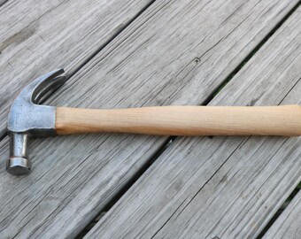 Vintage Plumb claw hammer with US stamp