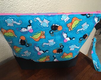 Project Bag for Knitters and Crocheters - Cats with Yarn