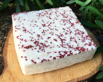 Cranberry Fig with Cranberry Seeds Bubble Bath Bar