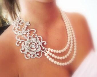 Bridal Statement necklace, Pearl Wedding necklace, Vintage style necklace, Bridal jewelry, Swarovski crystal rhinestones, Dramatic necklace