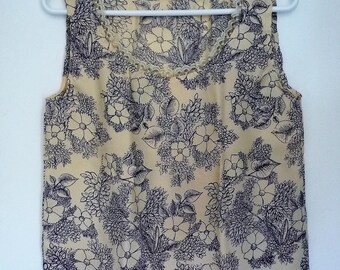 Floral blouse and lace