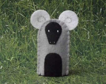 Ram Finger Puppet - Felt Animal Finger Puppet Aries the Ram - Felt Finger Puppet Ram Sheep - Farm Animal Finger Puppet