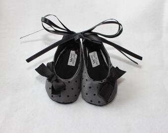 Soft Soled Baby Booties DOTTIE BLACK-Infant Black, Grey, Polka Dot, Fabric,
