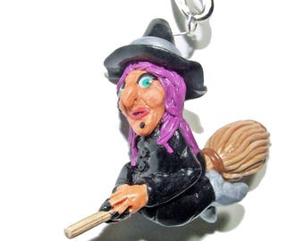 Jewelry of bag ... witch on his broom, fimo