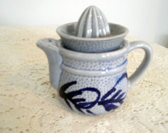 Stoneware Juicer Pitcher Set, Blue stoneware table set, Great Gift set, Cottage Chic, Country Kitchen Juicer and Pitcher