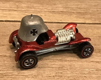 Vintage (1969) Authentic REDLINE Hot Wheels Red Baron Die Cast