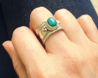 Tibetian vintage Turquoise Gemstone Adjustable ring Bohemian jewelry Gypsy jewelry