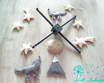 Baby Mobile Wolf, Hanging Mobile, Howling Wolf Mobile, Shooting Star, Mountain Mobile, Moon Mobile, Baby Shower Gift, Nursery Decoration