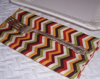 Fall Dinner Napkins, Set of 4 Napkins, Autumn Chevron Napkins, Holiday Napkins,Thanksgiving Napkins, Large Zig Zag Napkins, Cloth Napkins