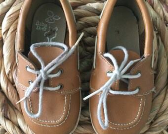 Vintage Baby Deer boat shoes, moccasins, leather loafers, leather slip on moccasins, toddler loafers, bohemian toddler shoes, hipster kids,