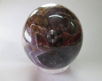 WholesaleGemShop - Amethyst Approx. 2 inches (50mm) in diameter with Free Shipping
