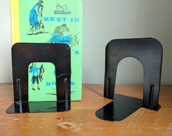 Pair of Black Mismatched Industrial Book Ends, Metal, 5.25-5.5 Inches Tall, Library Book Holders, Office Organization