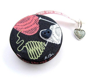 Tape Measure Knitted Hearts Retractable Measuring Tape