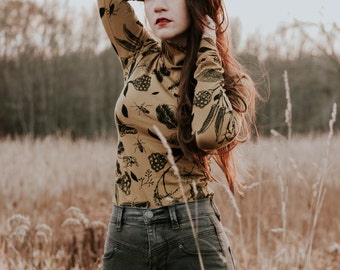 Banquet Regale - womens turtle neck top, long sleeve shirt, hand printed fabric, made in the usa by Simka Sol