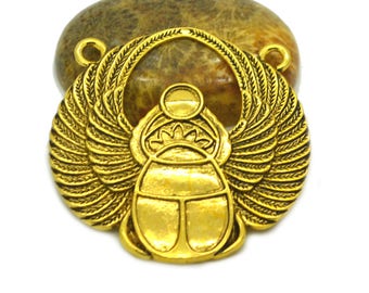Connector Egyptian scarab 42x41mm antique gold
